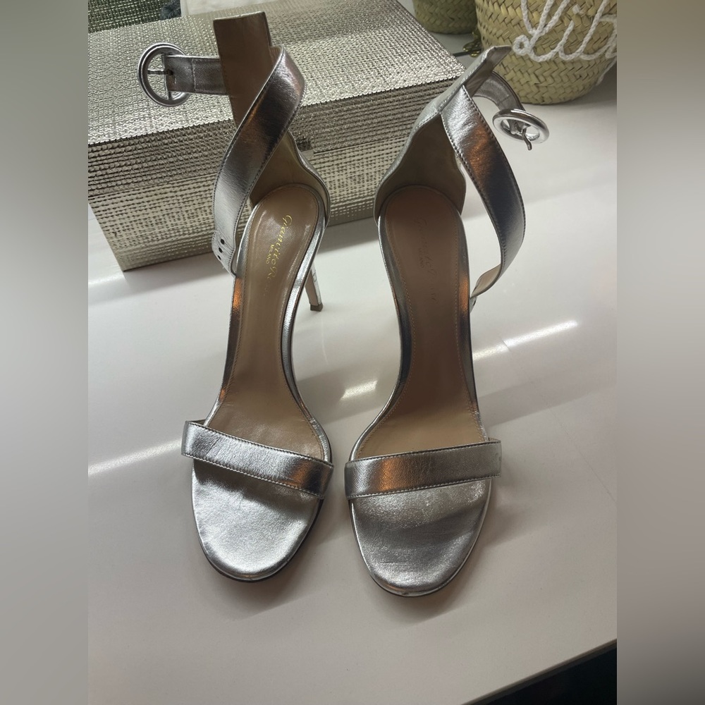 Giambattista Valli Shoes